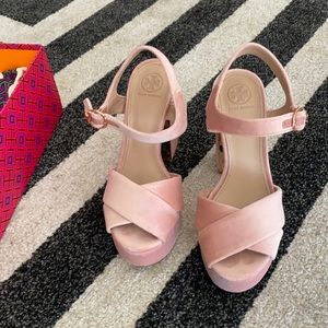Tory Burch velvet heels pink Loretta